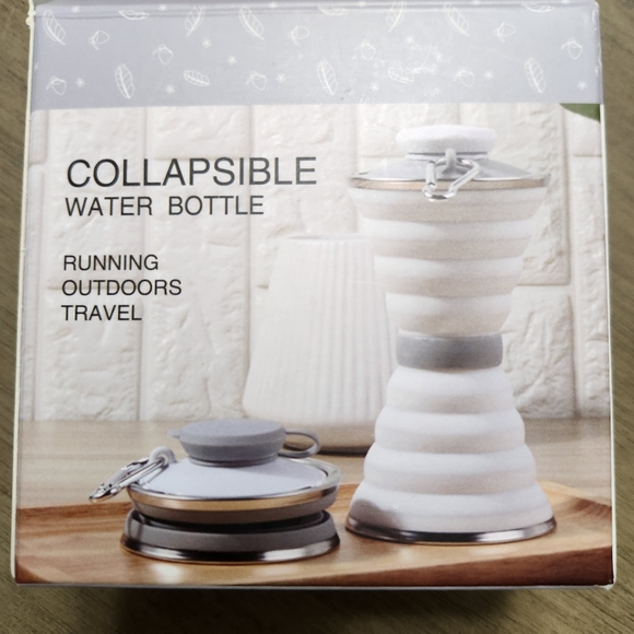 New in box Collapsible Water Bottle Cup Travel Mug Silicone - Picture 1 of 4